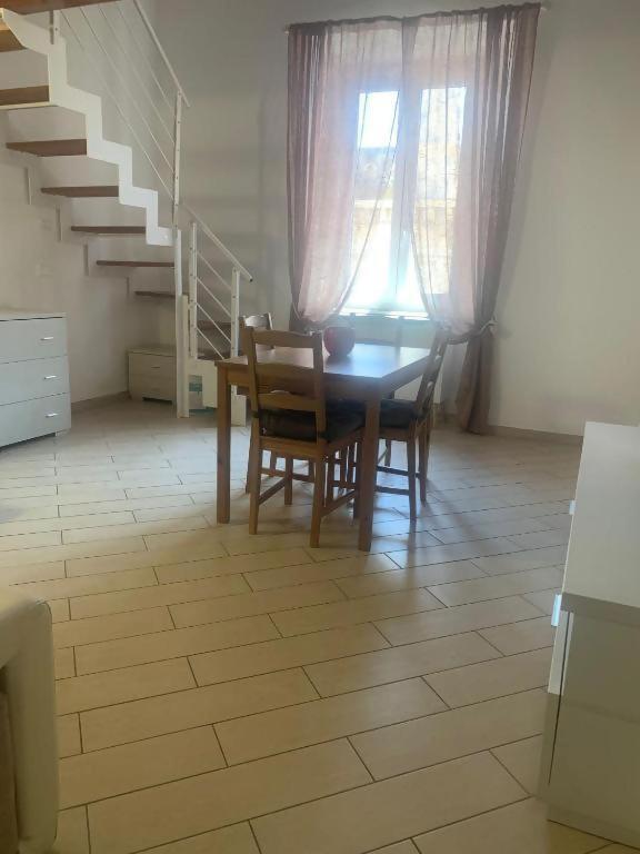 Odeon Apartment In Centro A Ливорно Экстерьер фото