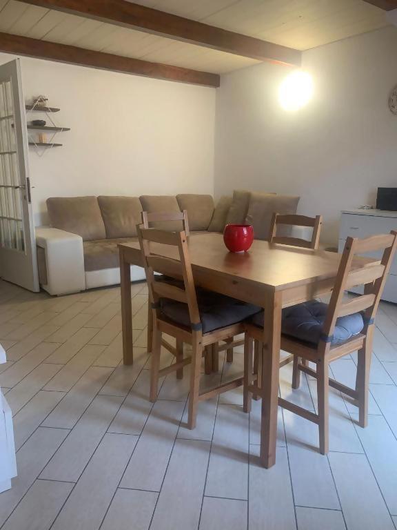 Odeon Apartment In Centro A Ливорно Экстерьер фото
